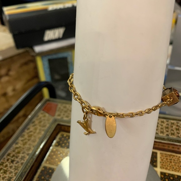 Louis Vuitton “Gamble” necklace - Picture 13 of 13